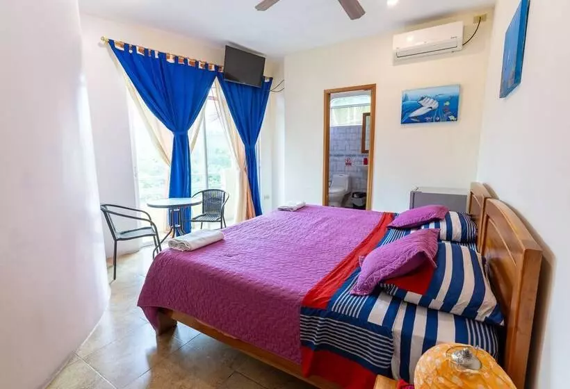 Aamiaismajoitus (B&B) Ariana´s Galapagos Hostal