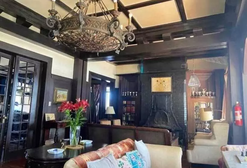 Aamiaismajoitus (B&B) Casa Wilson