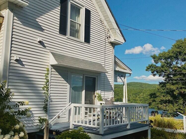 مبيت وإفطار Harvest Barn Inn