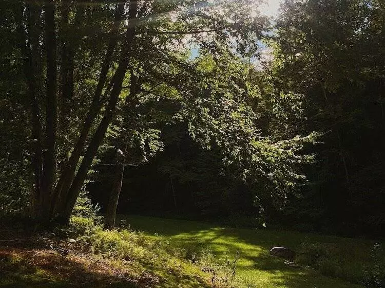 Aamiaismajoitus (B&B) Harvest Barn Inn