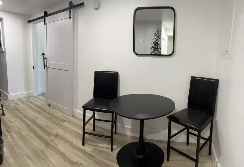 Chewelah Motel And Rv Park