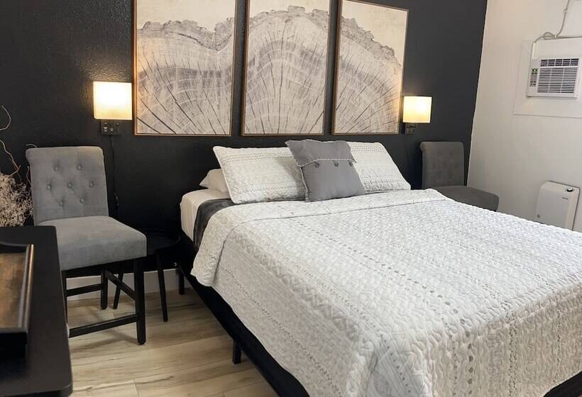 Chewelah Motel And Rv Park