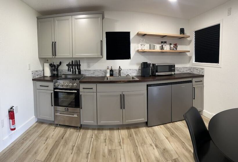 Chewelah Motel And Rv Park