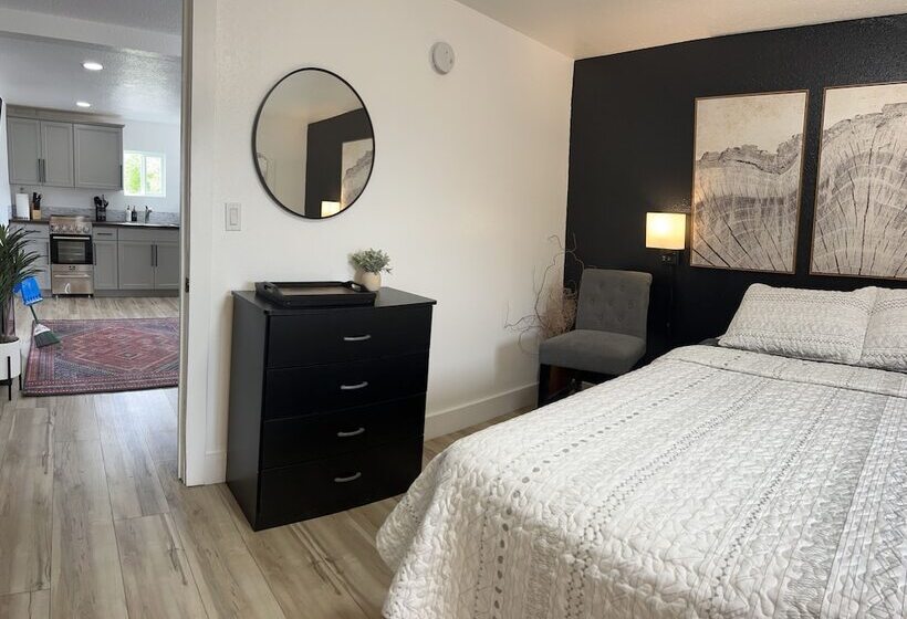 Chewelah Motel And Rv Park