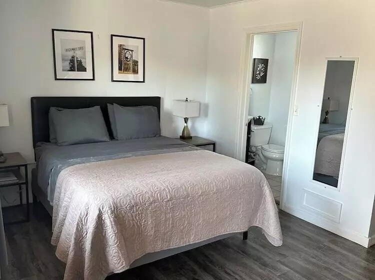 Chewelah Motel And Rv Park