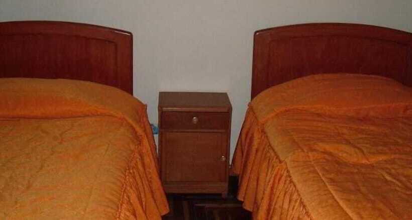 Hostal Business Inn & Mystic Suite