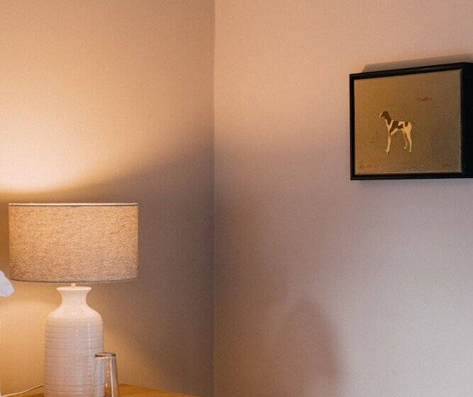 簡易ホテル The Pointer