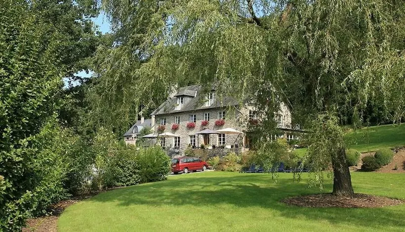 ホテル Auberge D'alle