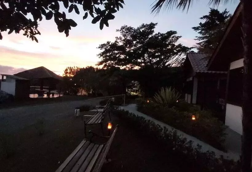 Hotelli Bella Vista Lodge