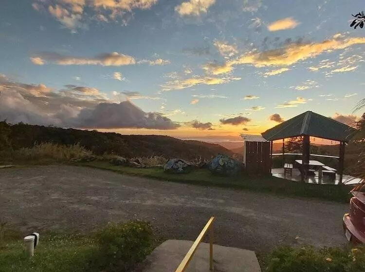 Hotelli Bella Vista Lodge