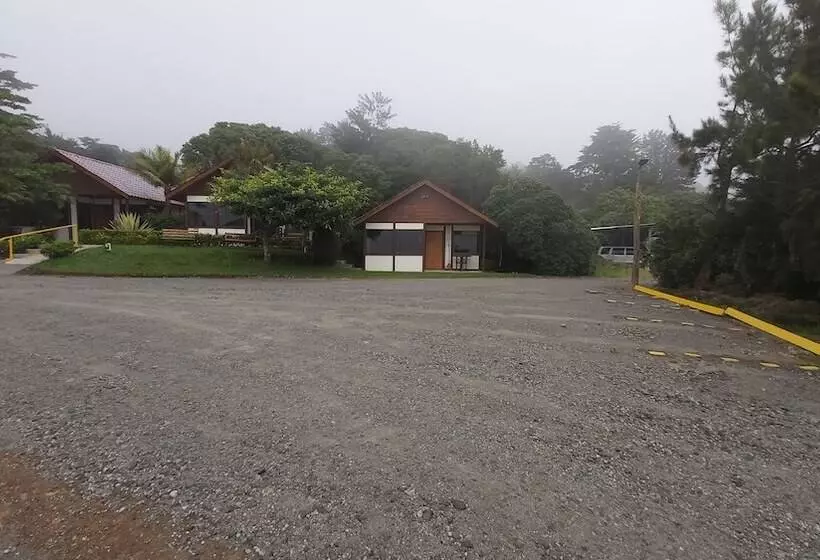 Hotelli Bella Vista Lodge