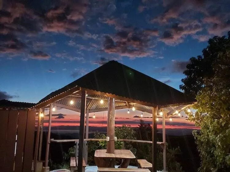 Hotelli Bella Vista Lodge