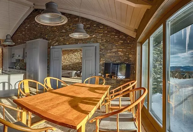 Hotelli Charlton Estate