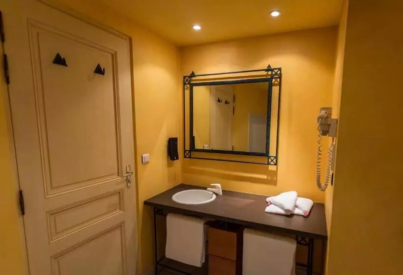 ホテル Restaurant Côte Garonne Le Balcon Des Dames   Tonneins Marmande Agen   Chambres Climatisées