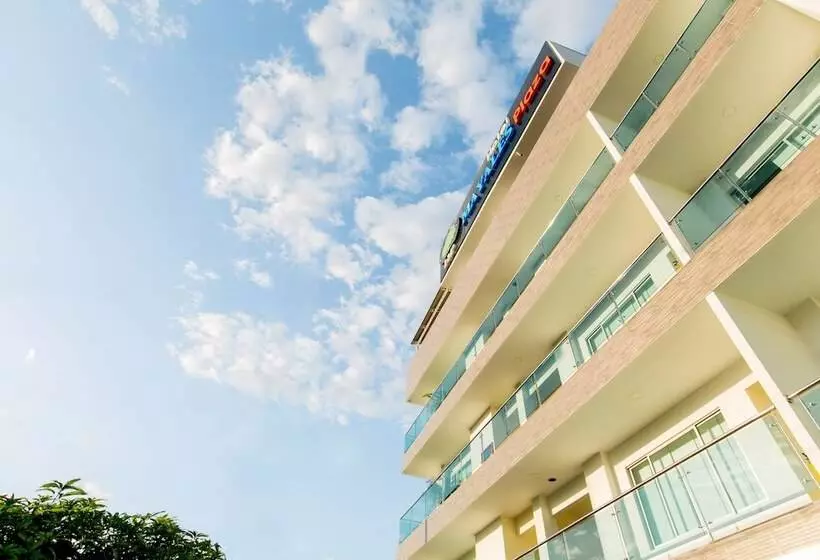 Hotelli Mayales Plaza