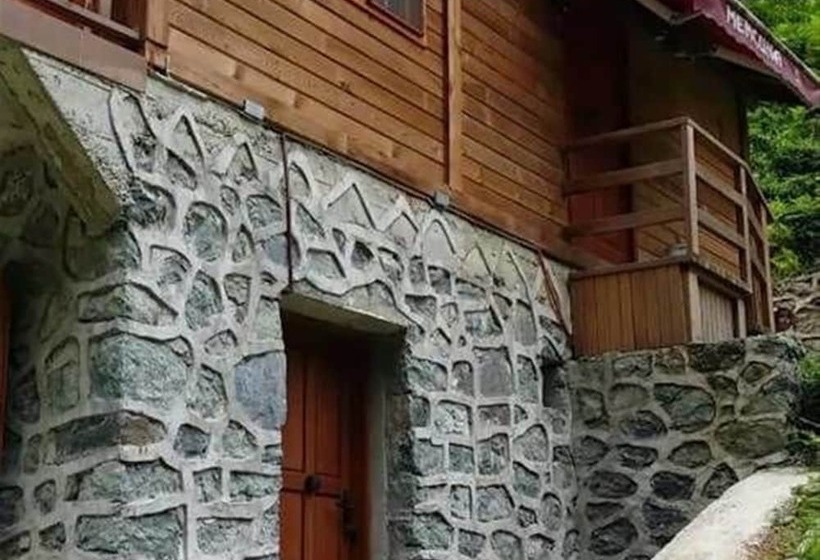 Hotel Mencuna Konaklari