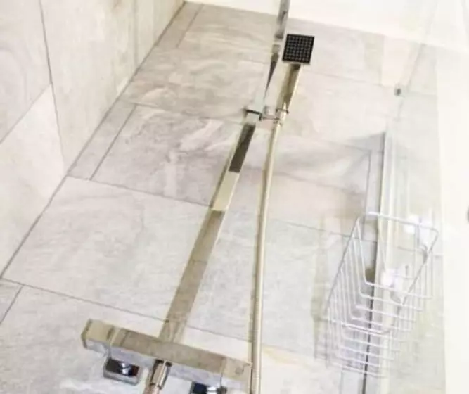 Hotelli Mrs Salisbury S Serviced Accommodation