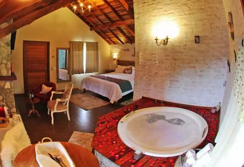 ホテル Pousada Villa Monte Verde