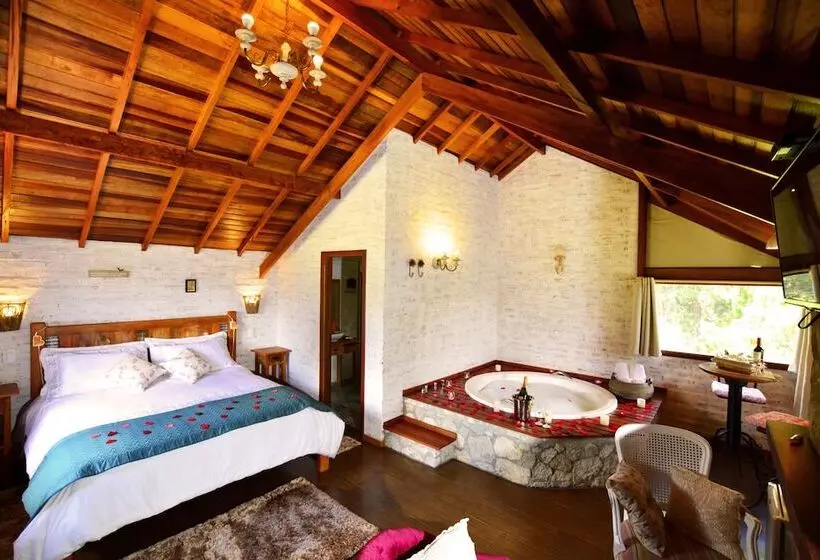 ホテル Pousada Villa Monte Verde