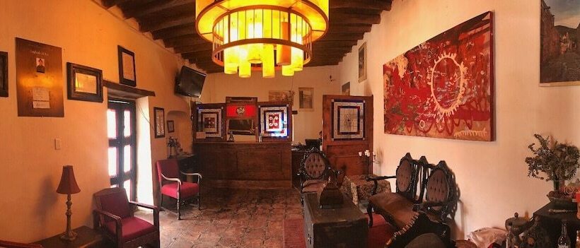 هتل Ruinas Del Real