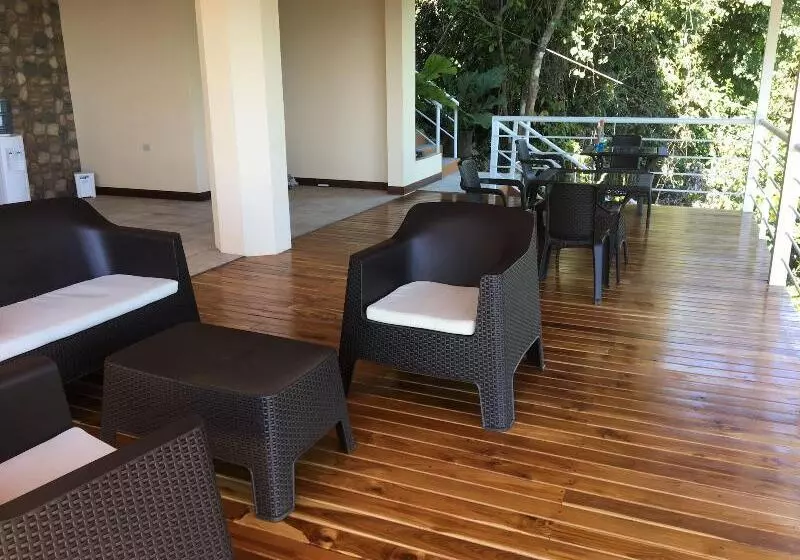 Hotelli Sunshine Sanctuary