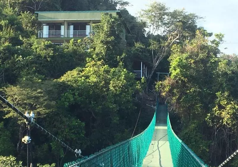 Hotelli Sunshine Sanctuary