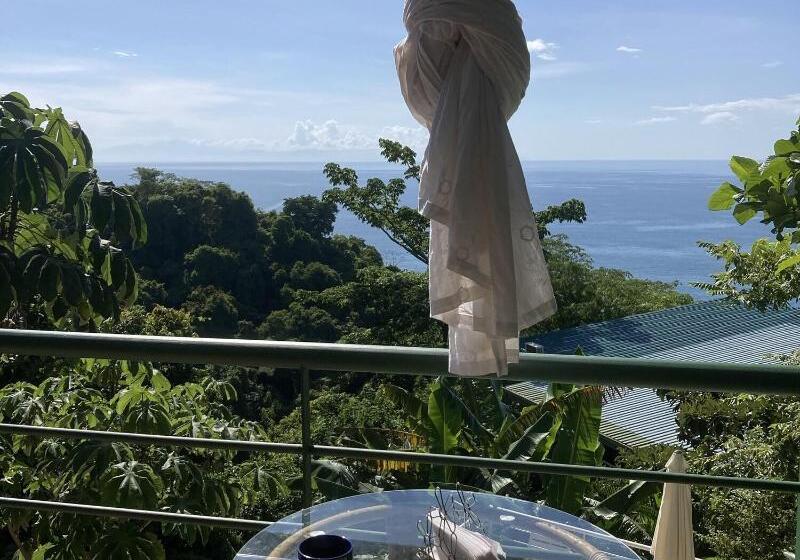 هتل Sunshine Sanctuary