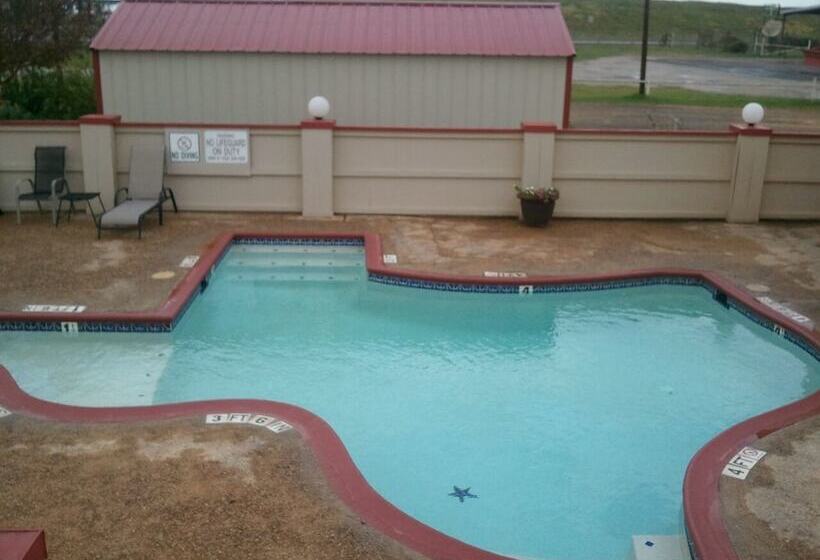 Мотель Royal Inn Pearsall