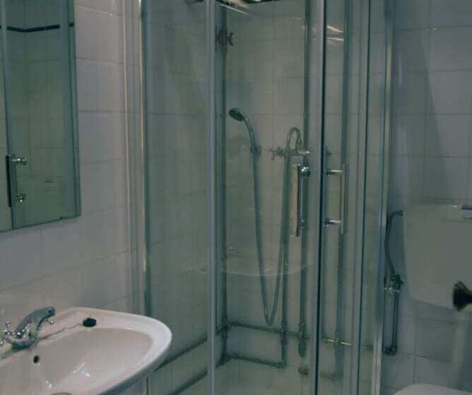 بنسيون Casas Do Adro