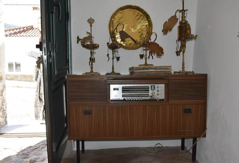 بنسيون Casas Do Adro