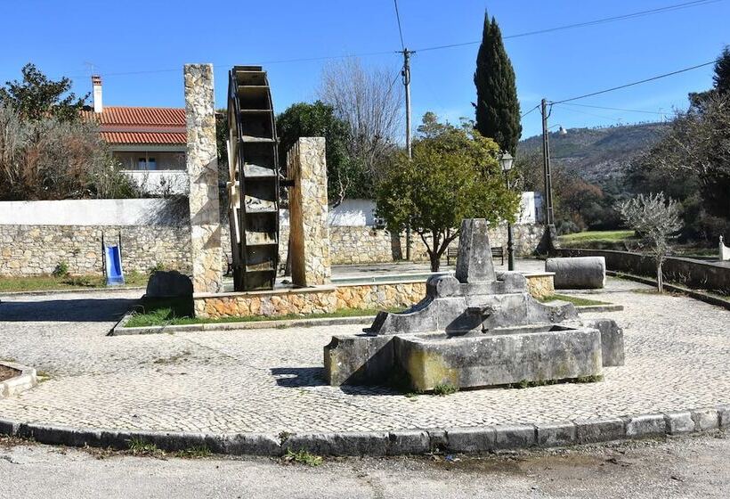 بنسيون Casas Do Adro