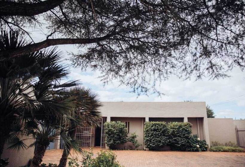 פנסיון Frankfort De Wilge Guesthouse