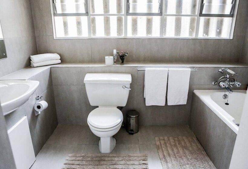 פנסיון Frankfort De Wilge Guesthouse