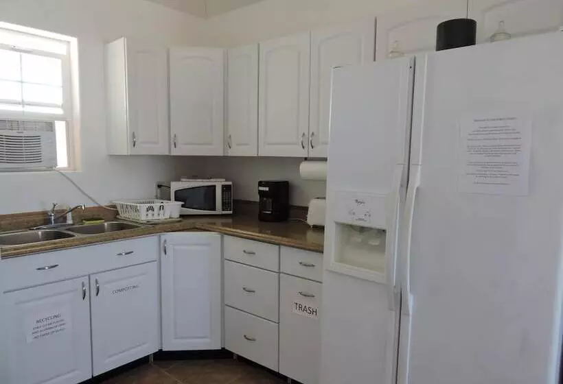 ペンション Lake Powell Manor