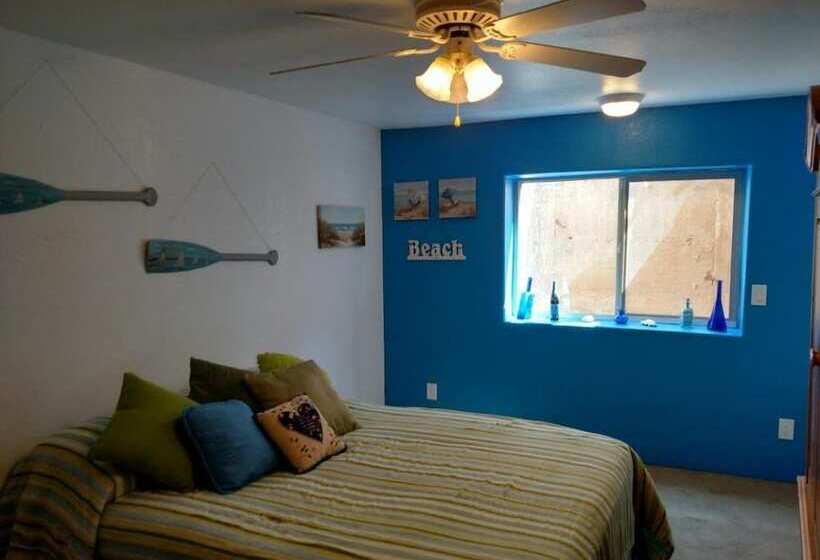 بنسيون Lake Powell Manor