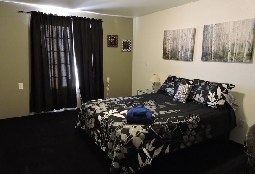 بنسيون Lake Powell Manor