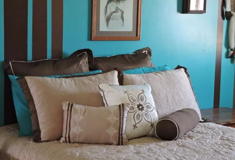 ペンション Lake Powell Manor