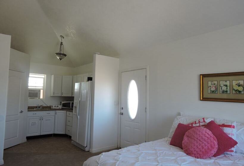 بنسيون Lake Powell Manor