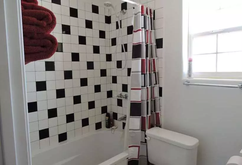 ペンション Lake Powell Manor