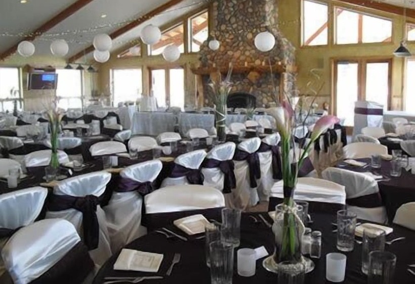 Riverstone Family Lodge