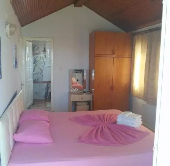 Yona Motel