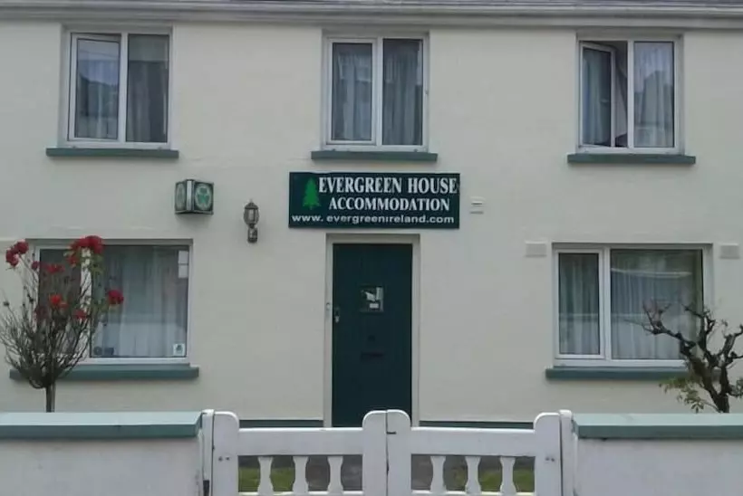 Aamiaismajoitus (B&B) Evergreen House