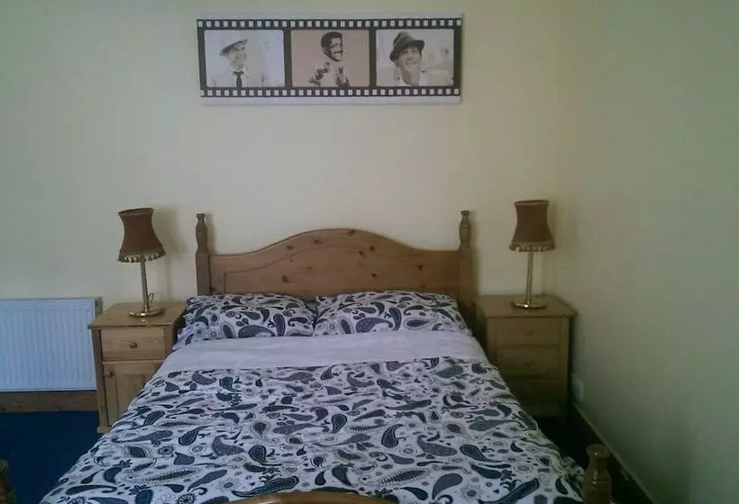 Aamiaismajoitus (B&B) Evergreen House