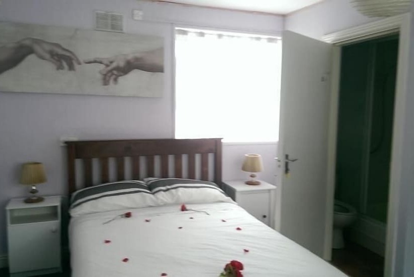 צימר Evergreen House