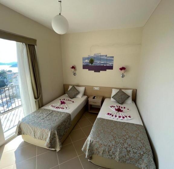 تختخواب و صبحانه Talay Pansiyon