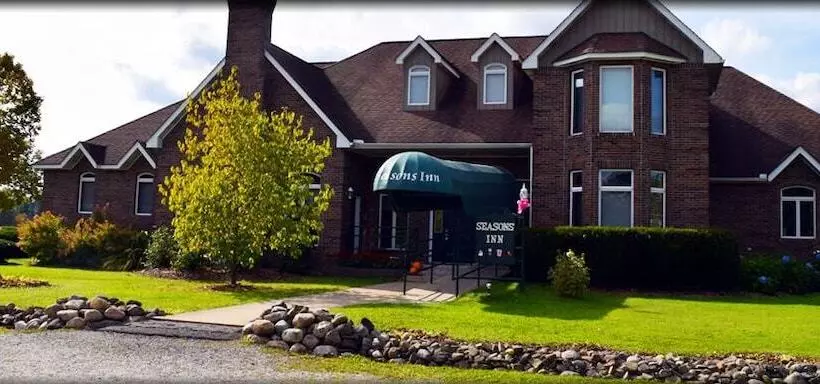 Aamiaismajoitus (B&B) The Seasons Inn At Nicks Place