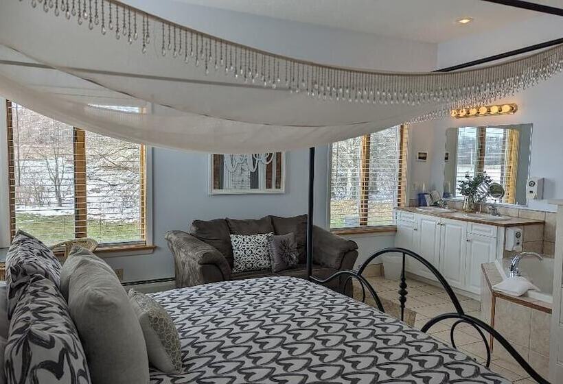 민박 The Seasons Inn At Nicks Place