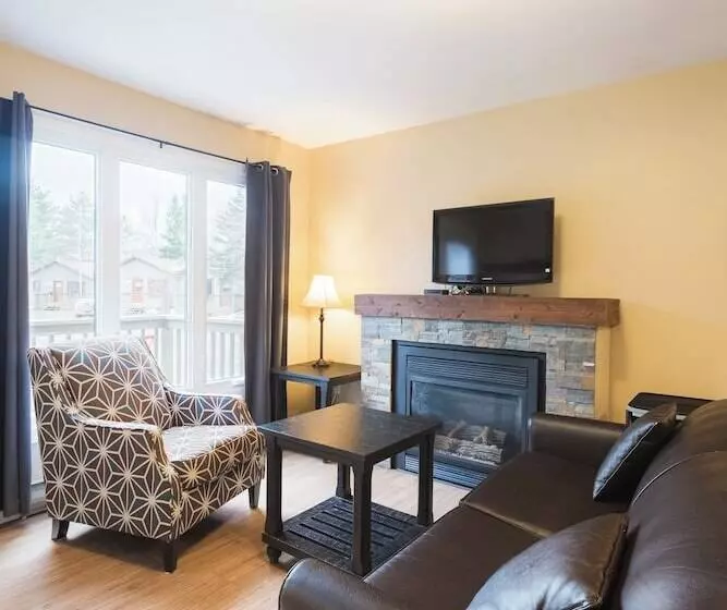 Georges Mountain Village