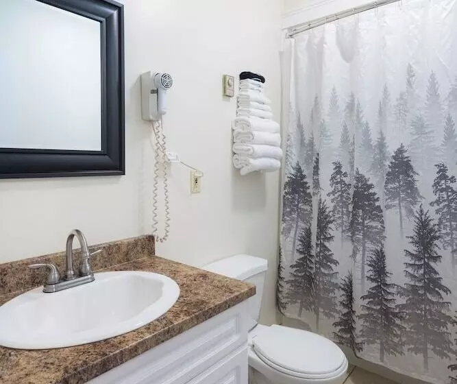 Georges Mountain Village