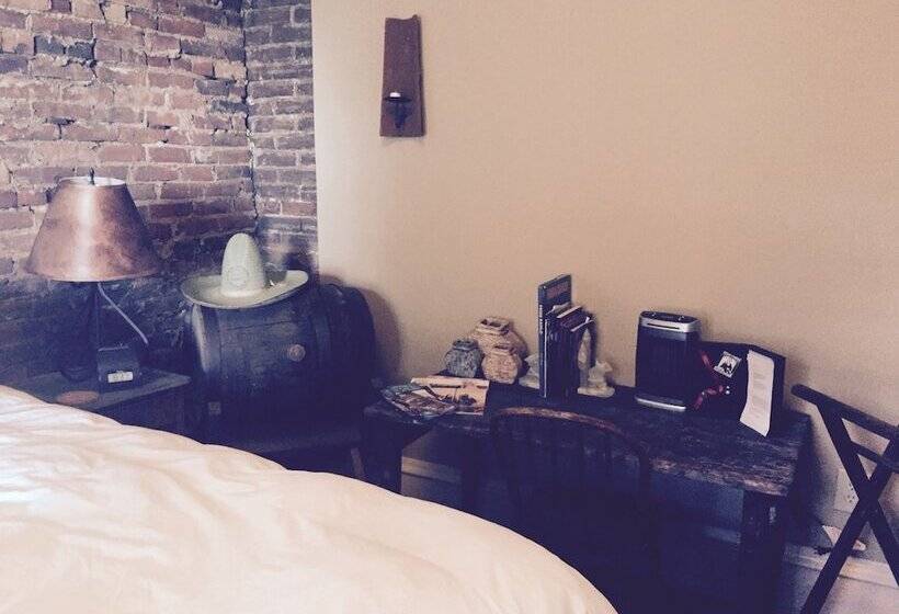 Grace Manor Bed And Breakfast